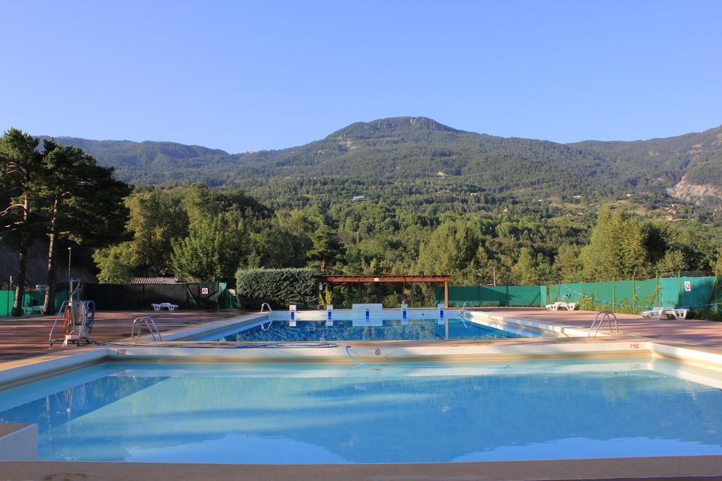 La Rochette Hotel Guillestre Exterior photo