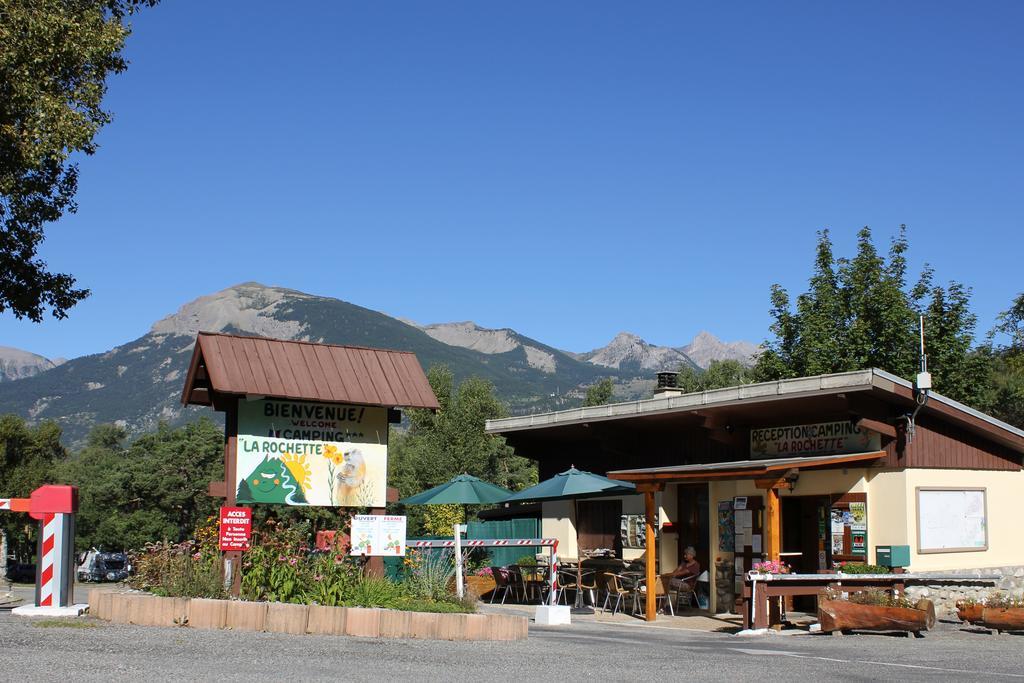 La Rochette Hotel Guillestre Exterior photo